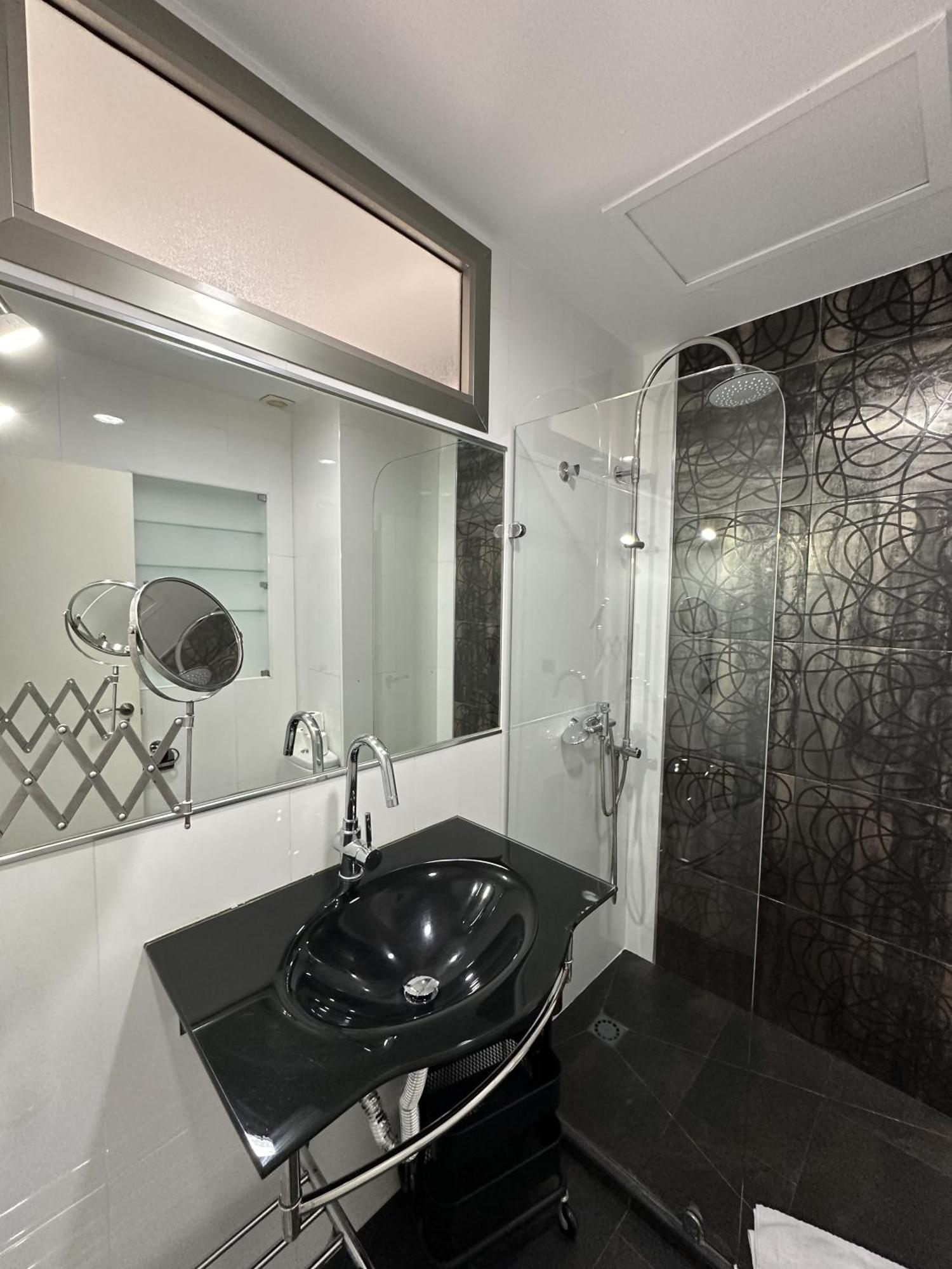 Apartament Atico Plaza Bailen Malaga Centro Zewnętrze zdjęcie